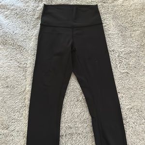 Lululemon Wunder Under Leggings 25”